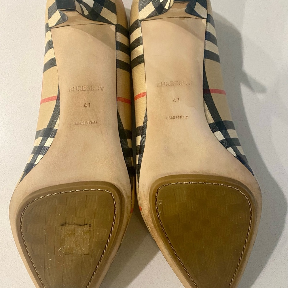 Burberry Aubri Kitten Heels size 41 - Picture 5 of 6